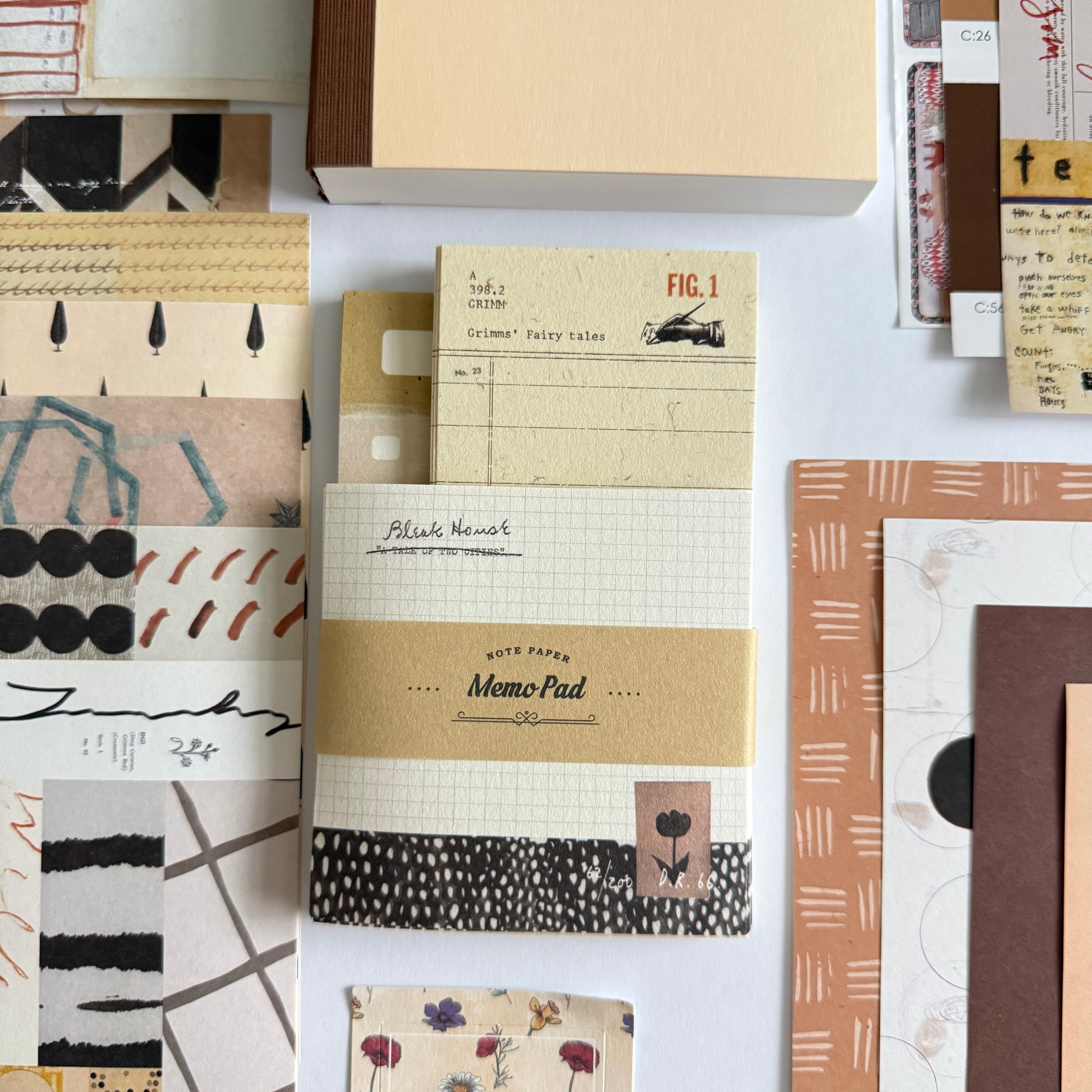 🤎 Golden Notes Paper Ritual Set — Vintage Archive Edition