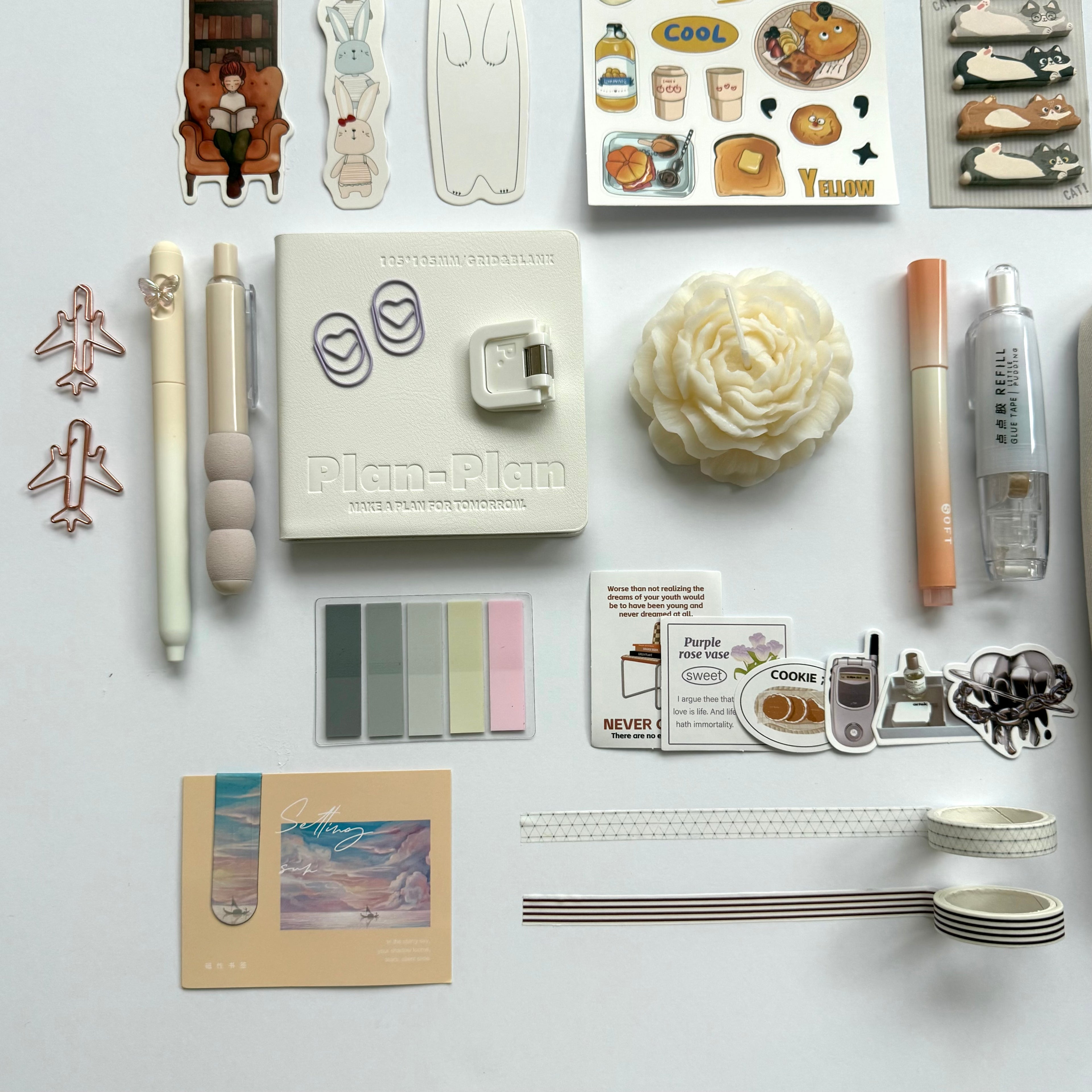 🤍 White Bundle — Minimal, Clean & Timeless