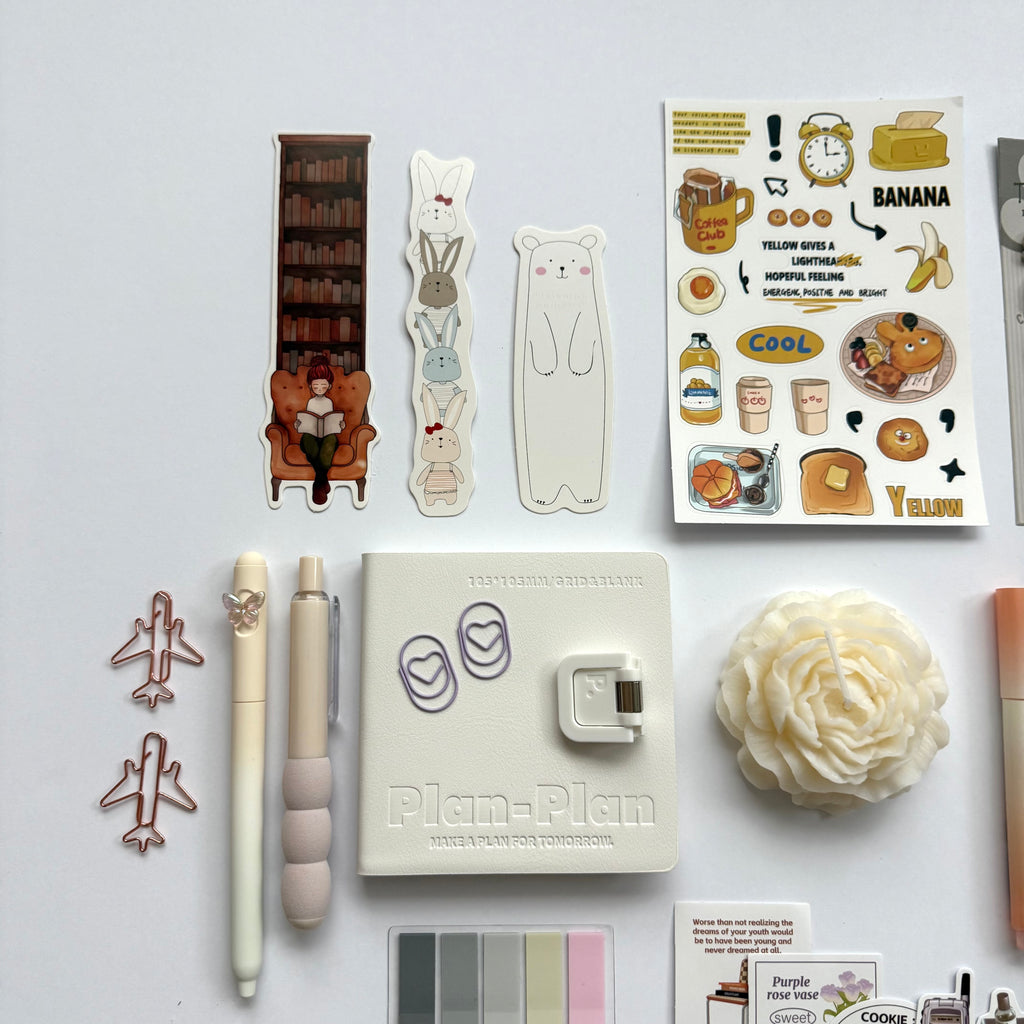 🤍 White Bundle — Minimal, Clean & Timeless