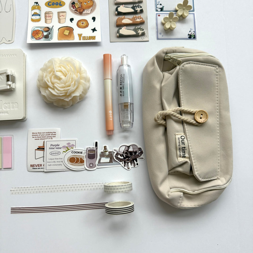 🤍 White Bundle — Minimal, Clean & Timeless