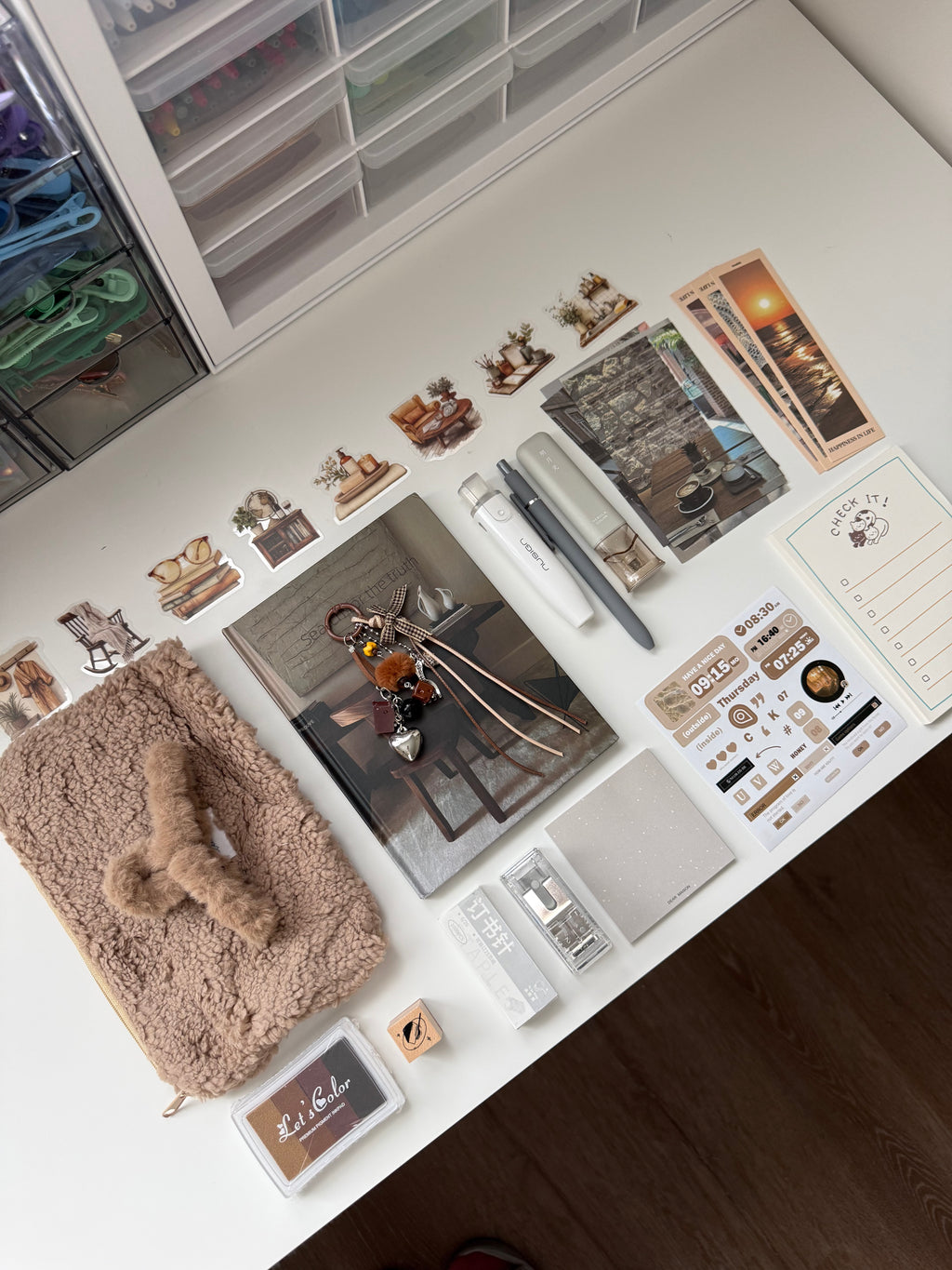 The Cozy Mystery Stationery Box - 15 surprise items