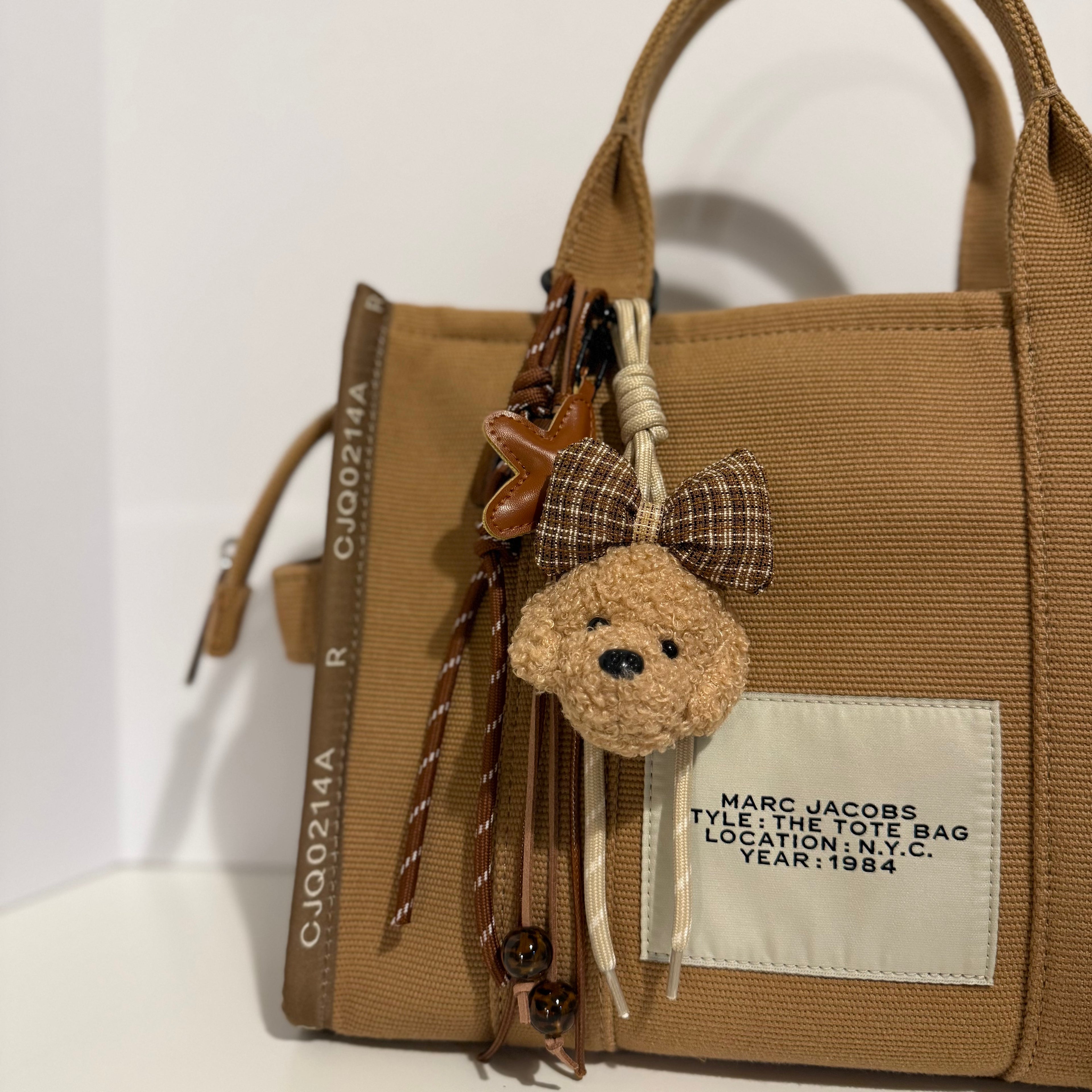 🧸 Teddy Bear Bag Charm — Cozy Brown Bow