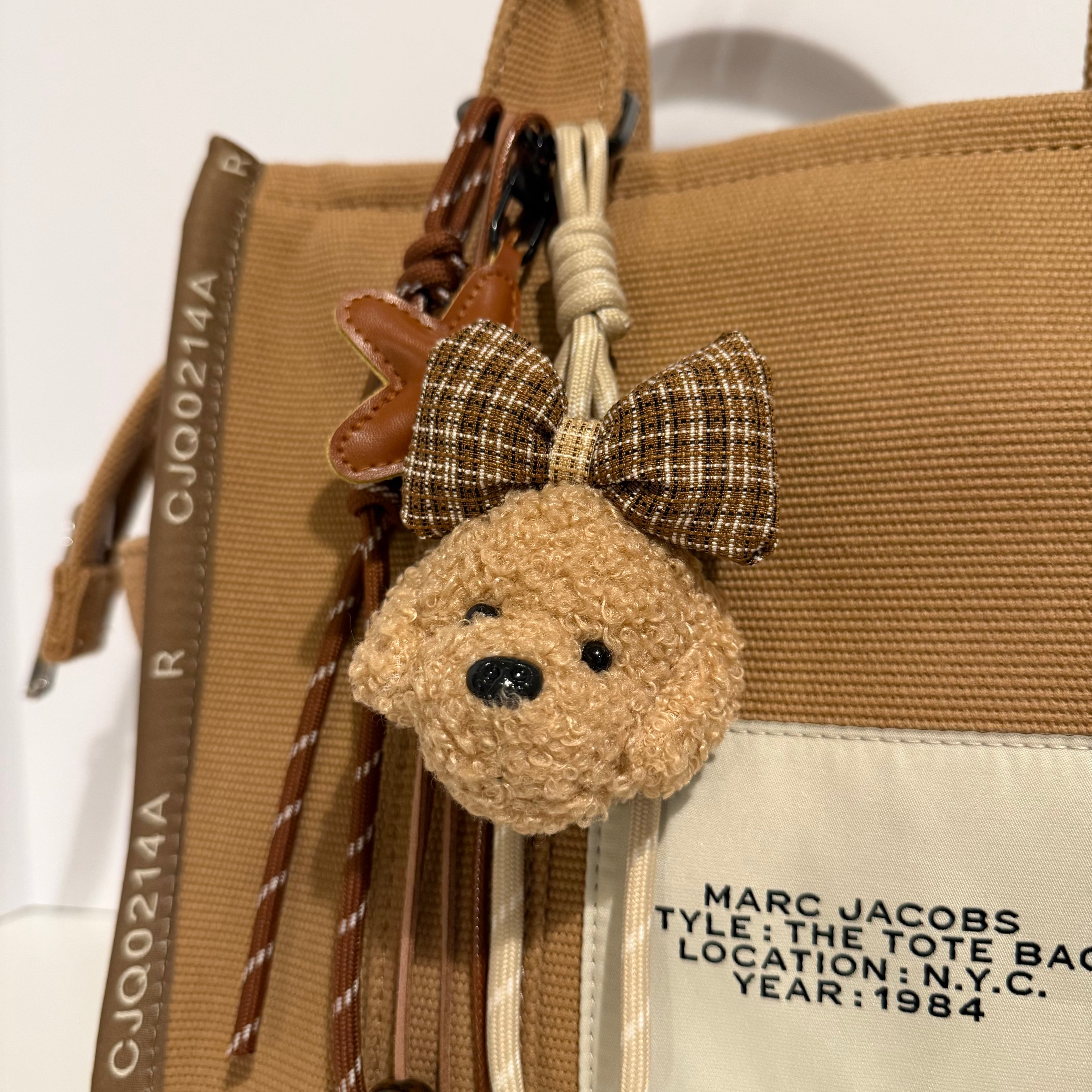 🧸 Teddy Bear Bag Charm — Cozy Brown Bow